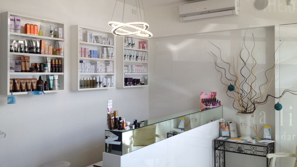 Facialist On Darling image 3