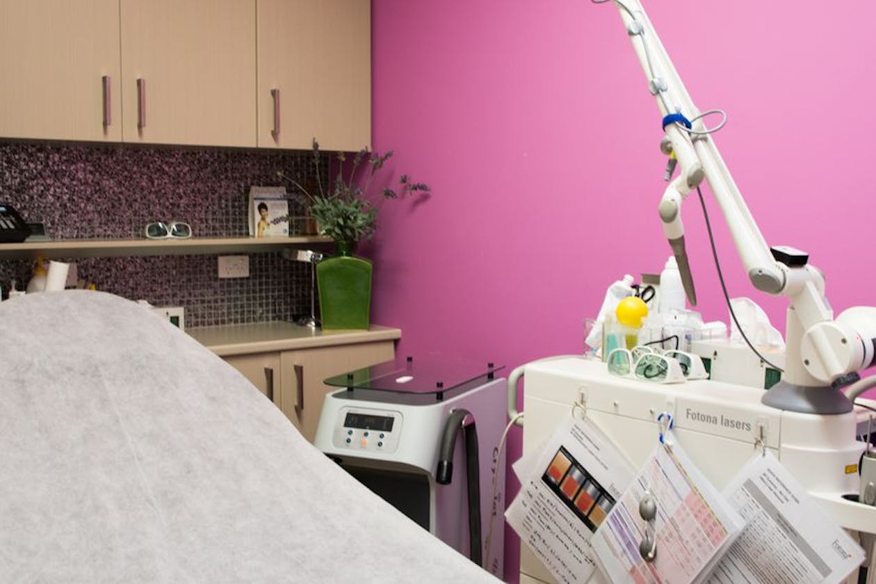 Instant Laser Clinic image 6