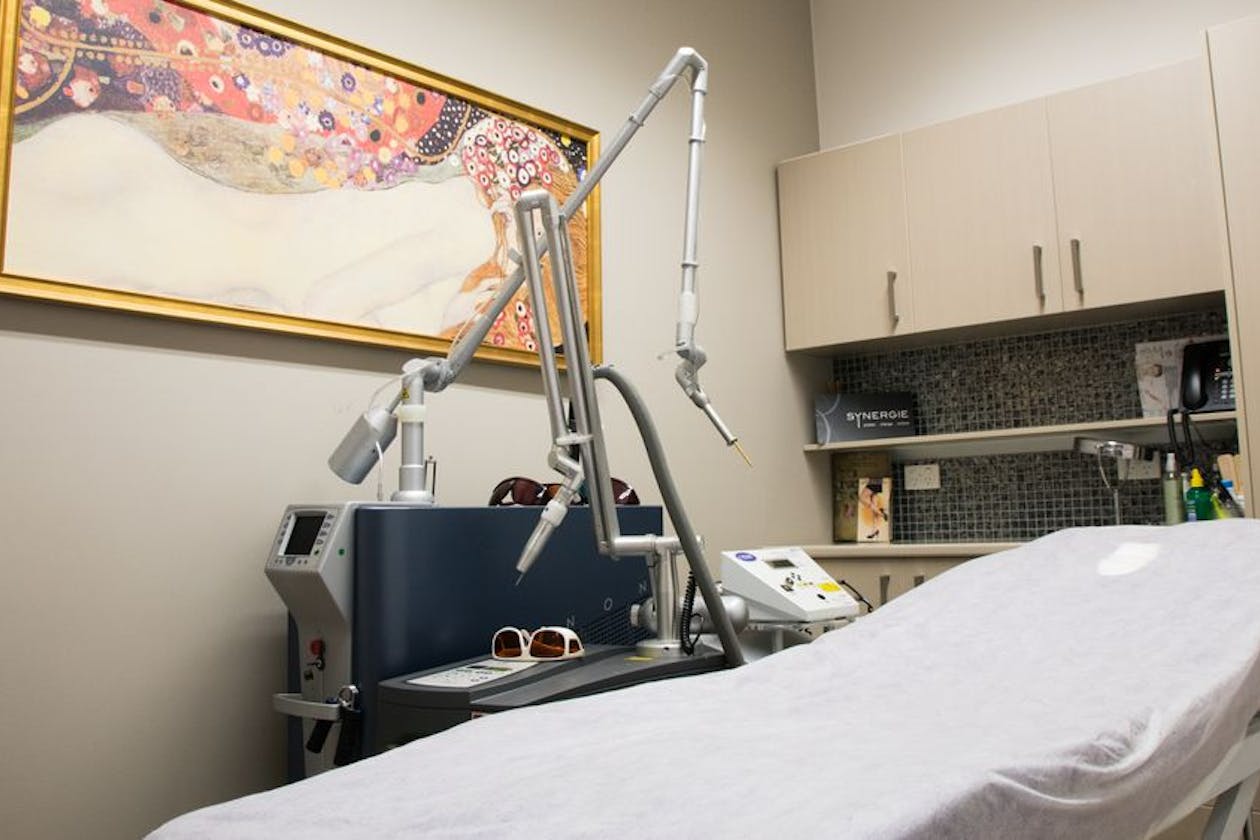 Instant Laser Clinic image 7