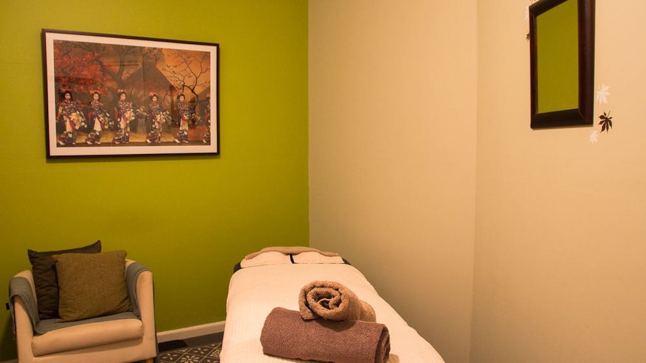 Five Elements Acupuncture & Massage image 5