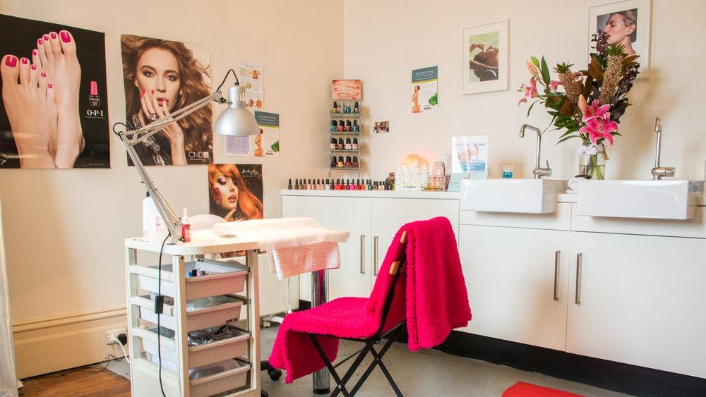 Clara's Beauty Room Collingwood Eyes, Brows & Lashes Bookwell
