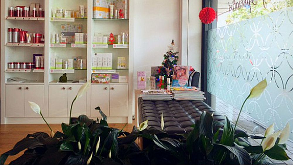 Glow 'n' Grace The Beauty Specialist image 2