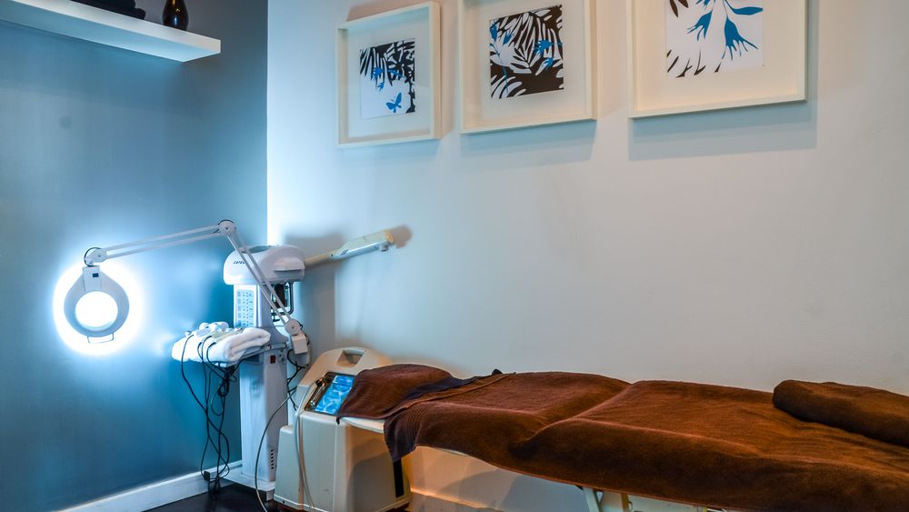 Beauty & The Beast Beauty Salon image 5