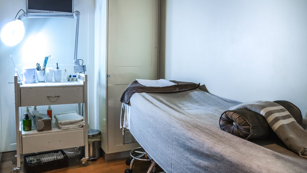 Boudoir Lash & Beauty Bar - CBD image 3