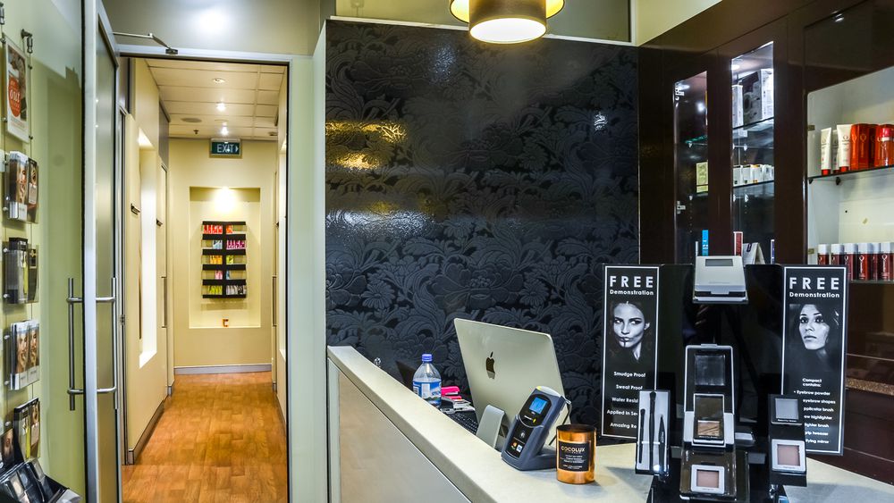 Boudoir Lash & Beauty Bar - CBD image 4