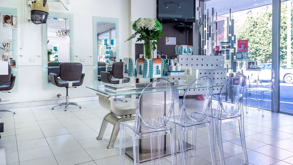 Helen's Hair Concepts image 4