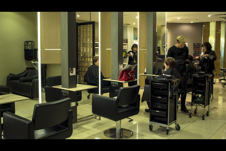 Hair@Wentworth image 4