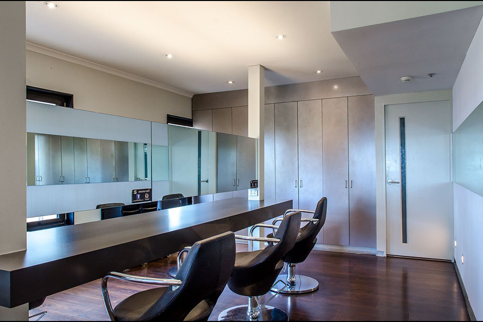 Sebastian Salon image 5