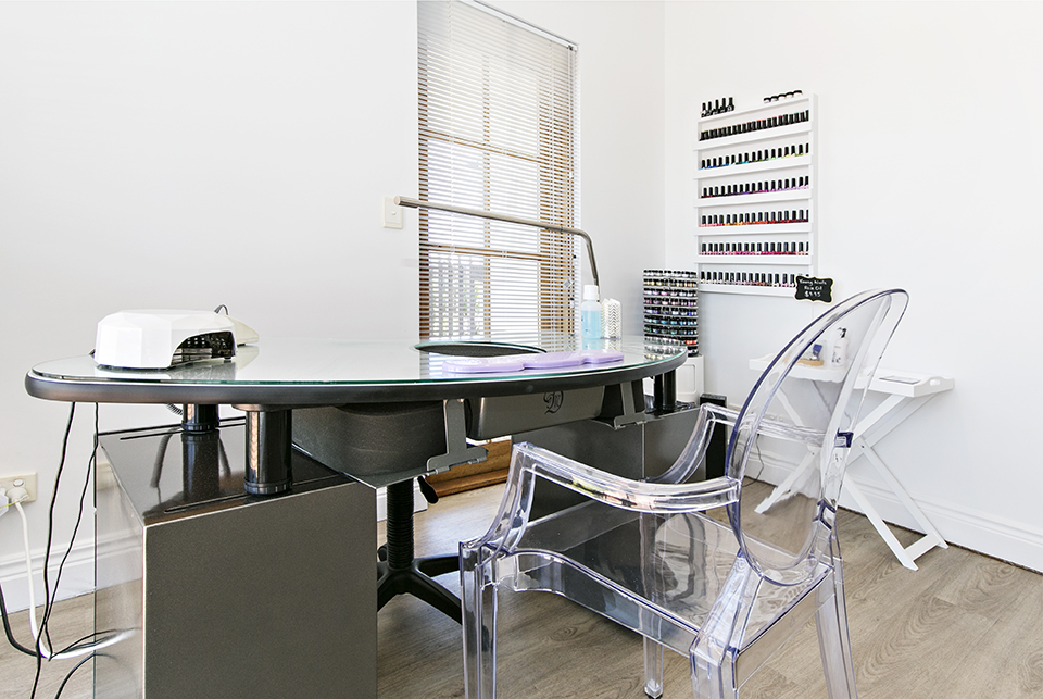 Paradise Beauty On Sovereign image 3