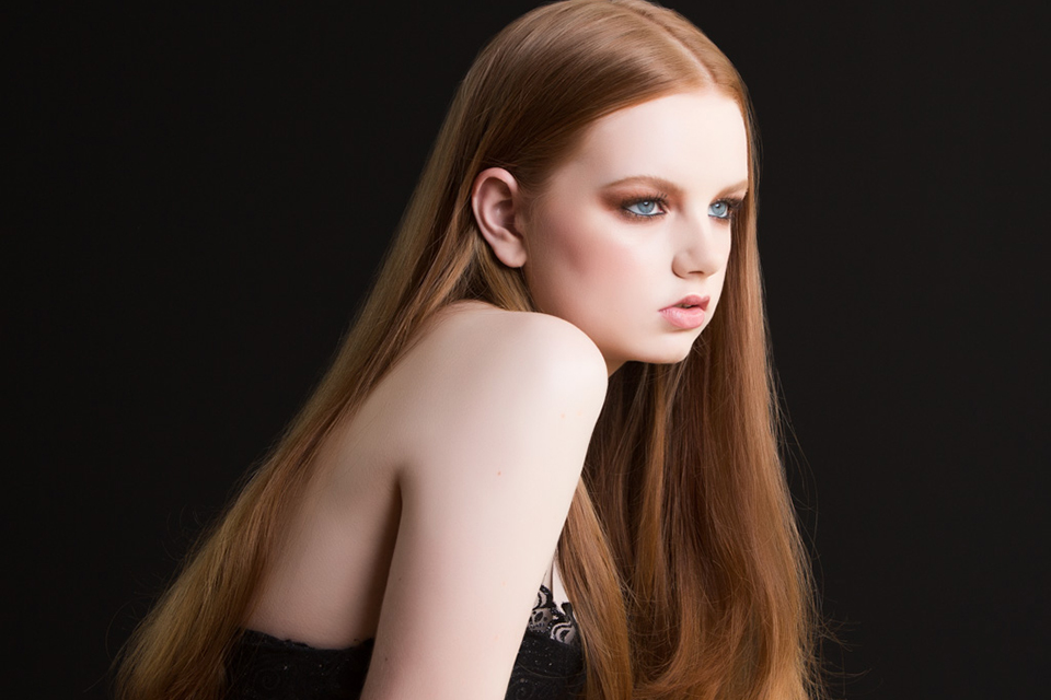 Kerri Gravina Salon image 8