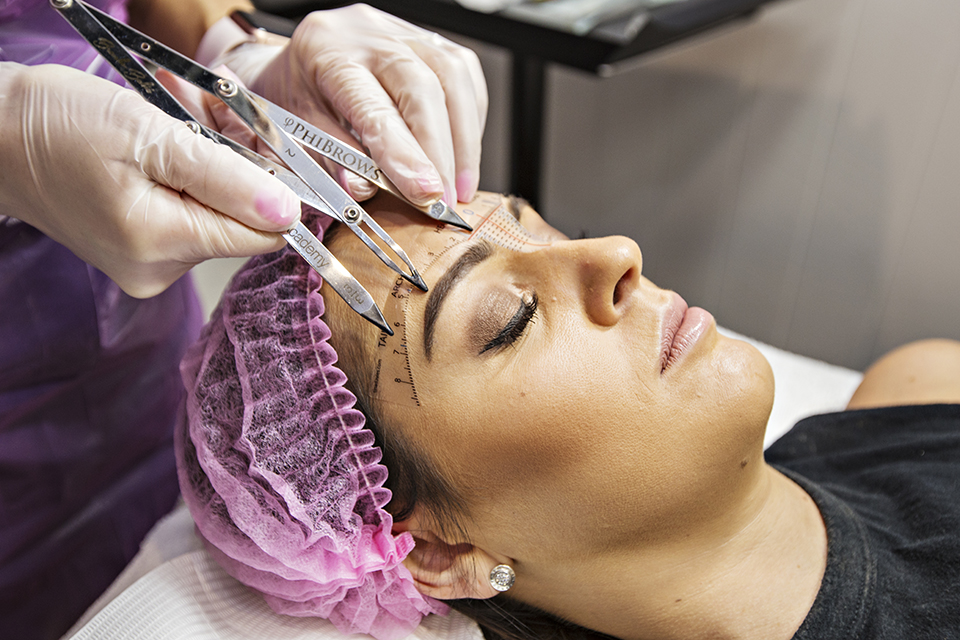 Lash & Brow Exclusive image 11