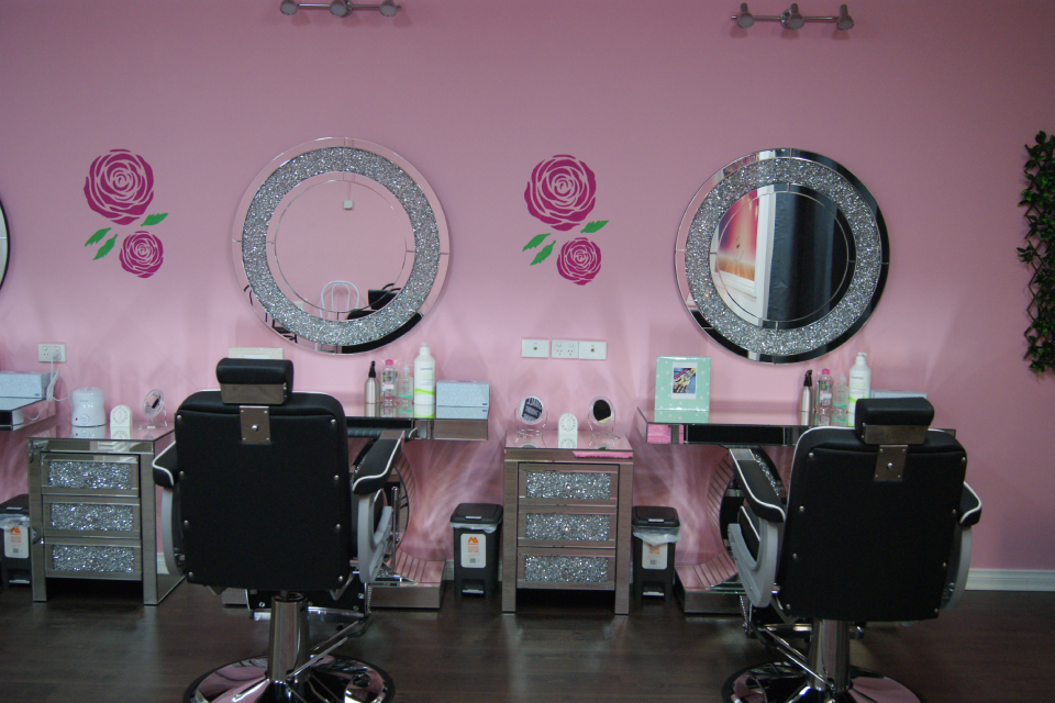 Unique Beauty Hub image 6