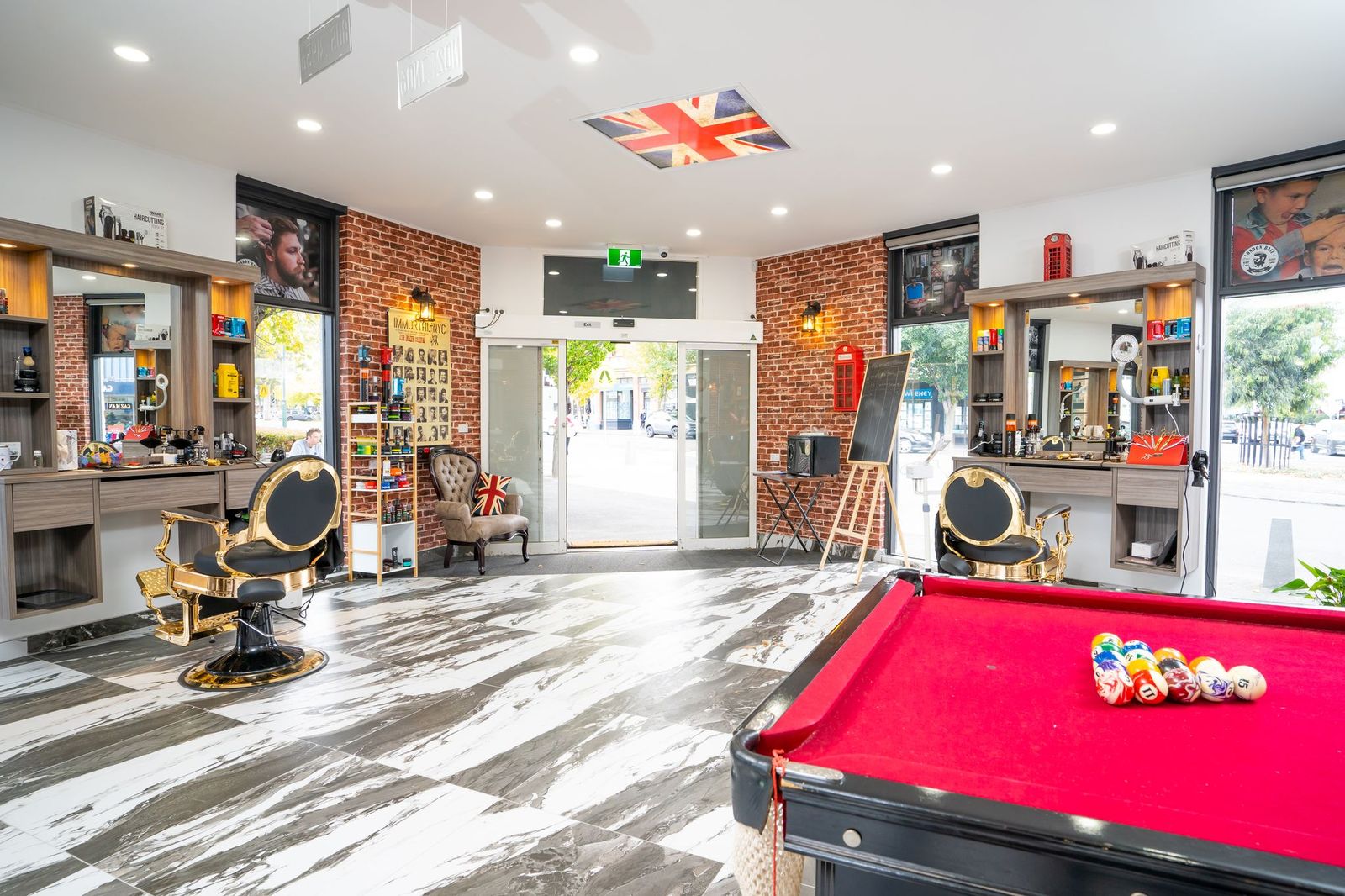 London Base Barbershop image 6