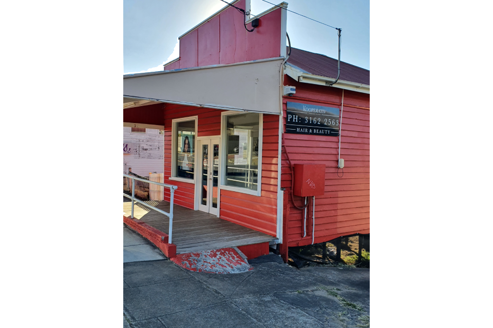 Kooperativ Hair image 4