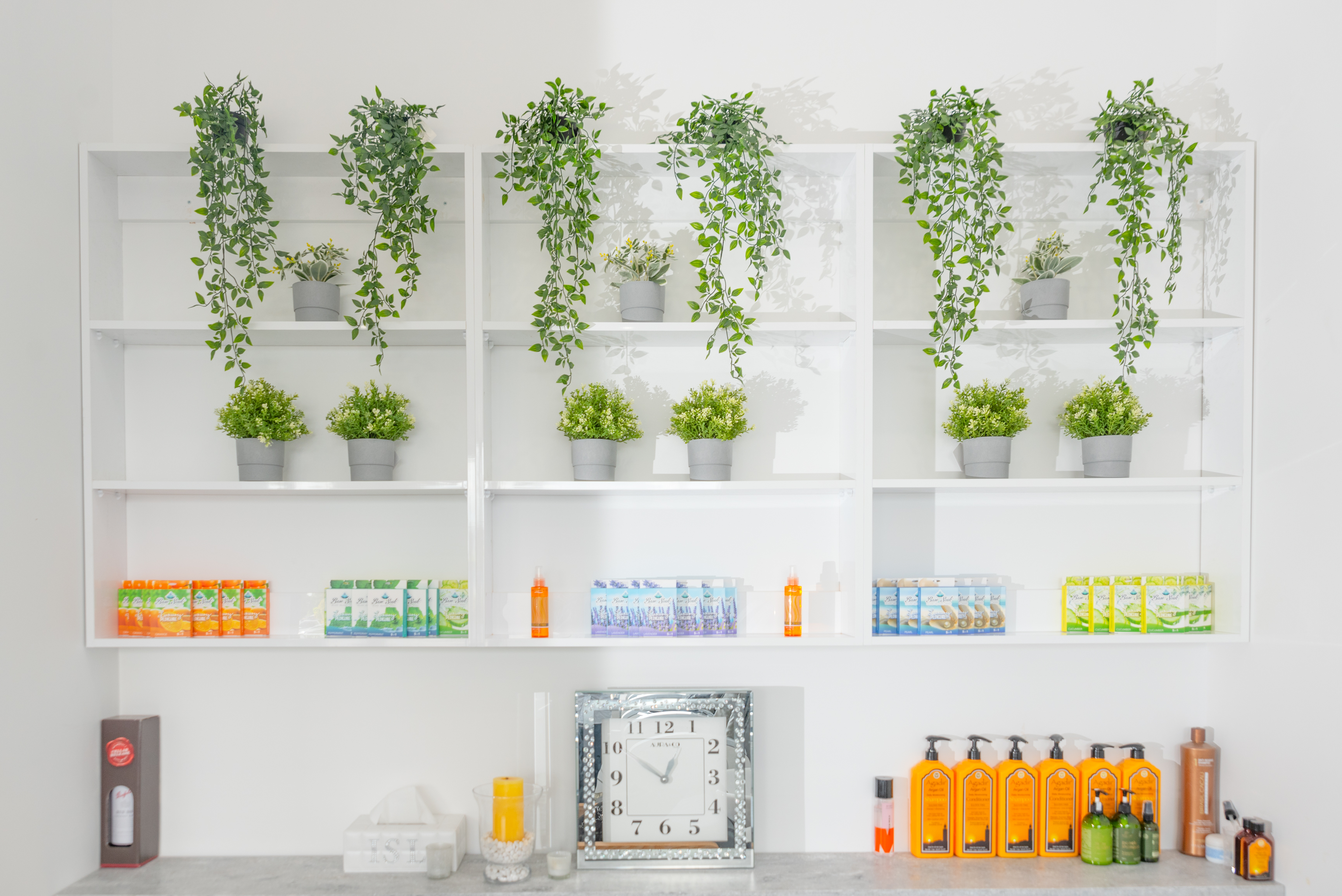 Indulgence Spa Lounge & Nails image 3