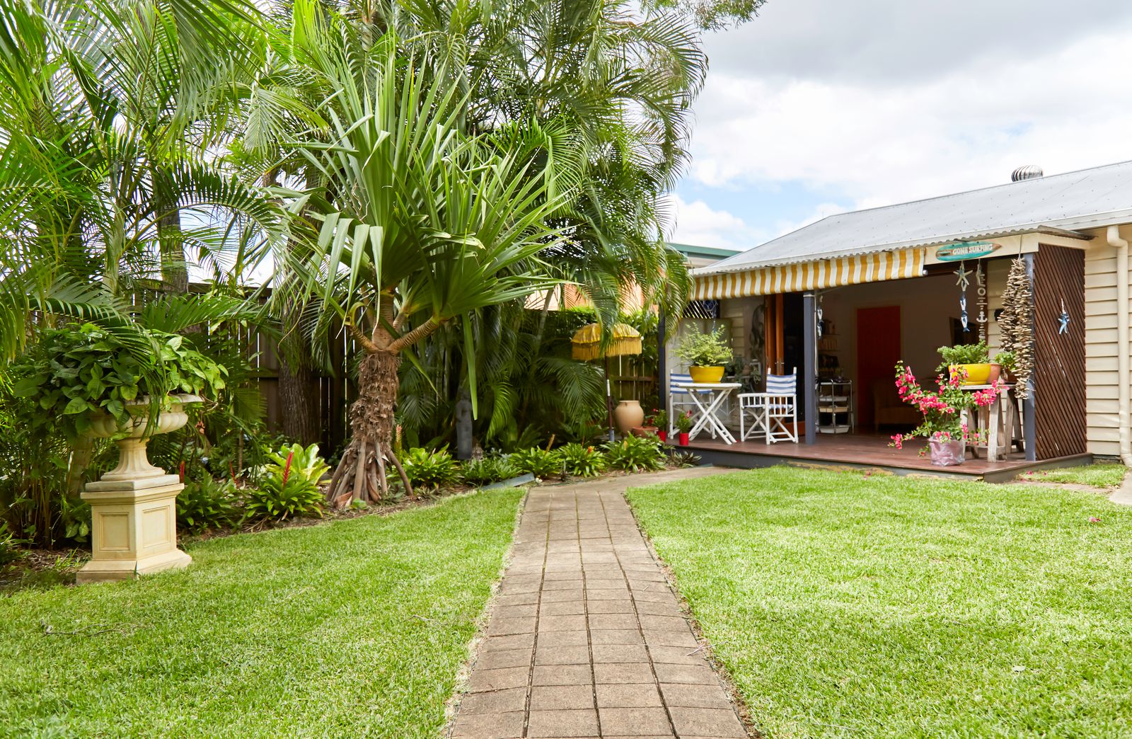 My Wife's Folly Hairdressing image 14