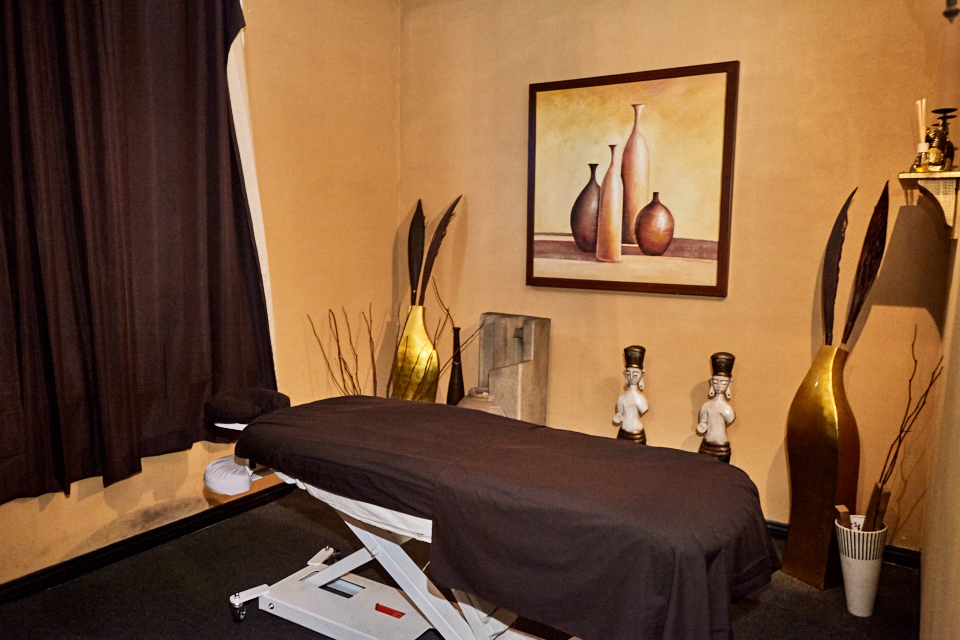 The Grand Massage - Hawthorn image 3