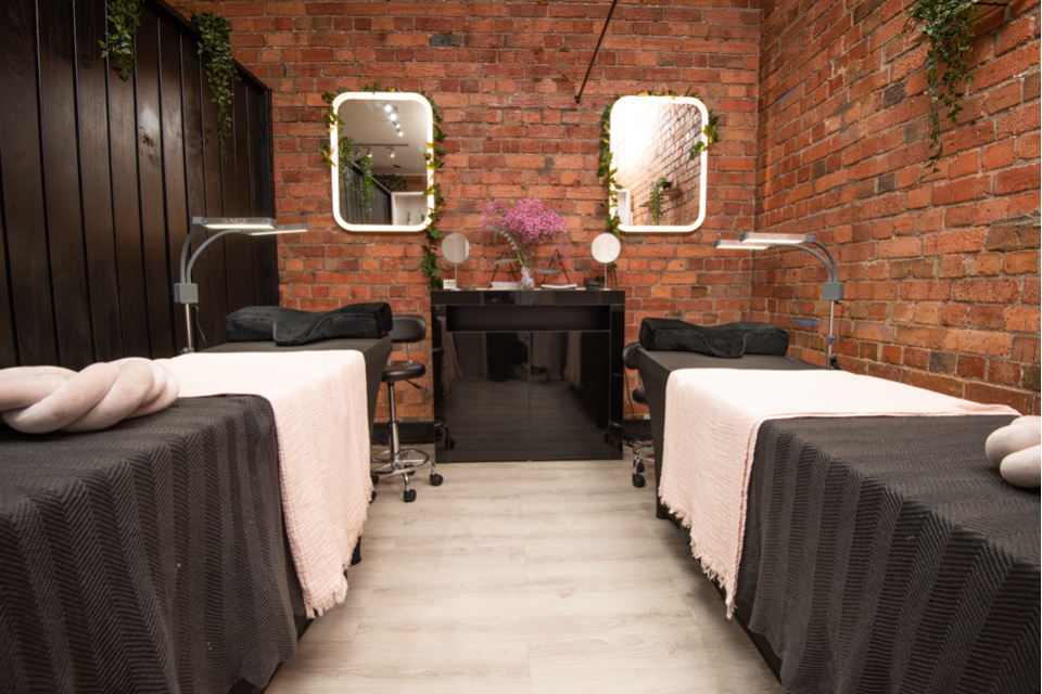 Tulip Beauty - Lash & Brow image 3