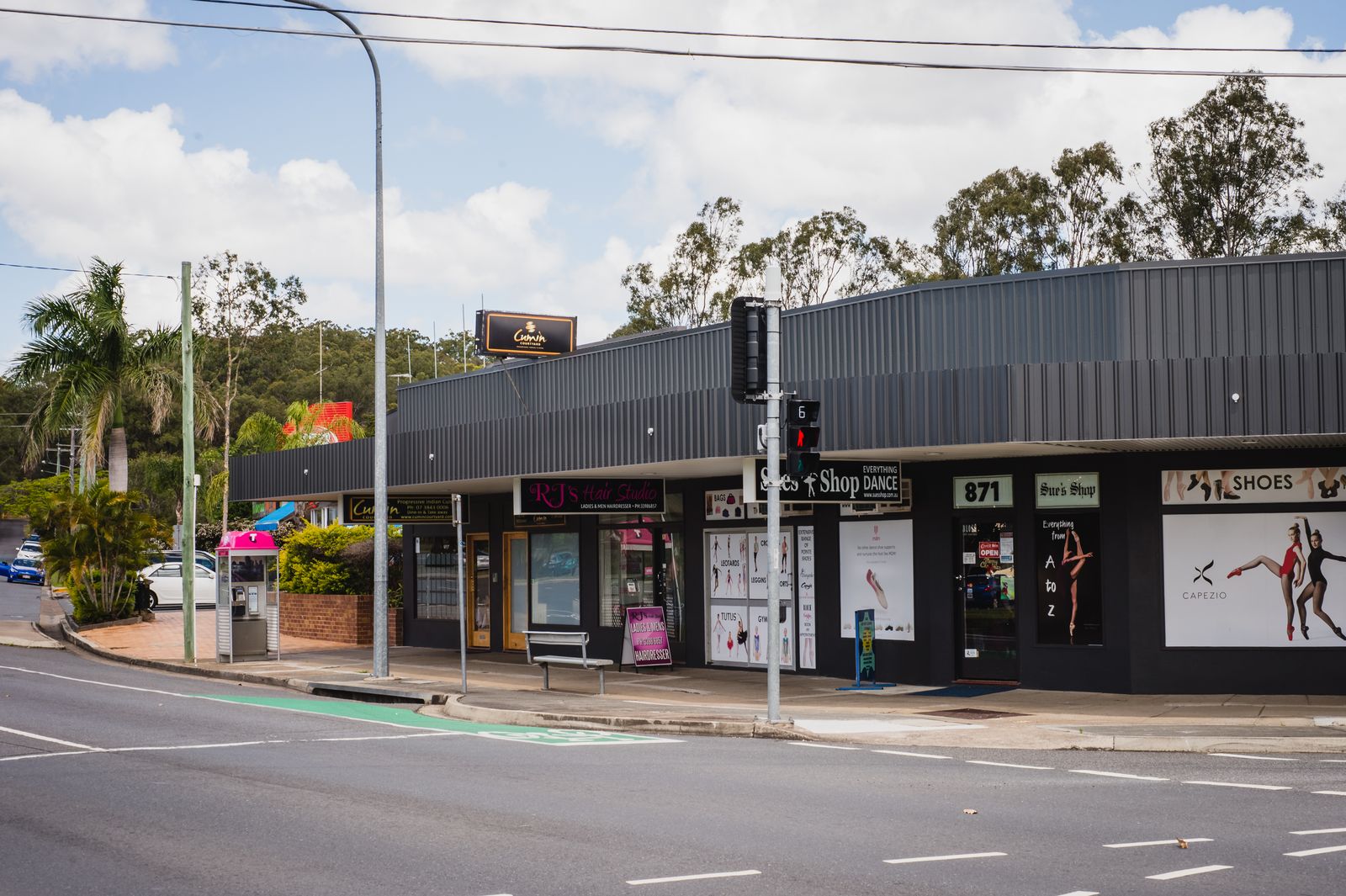 RJ's Hair Studio image 16