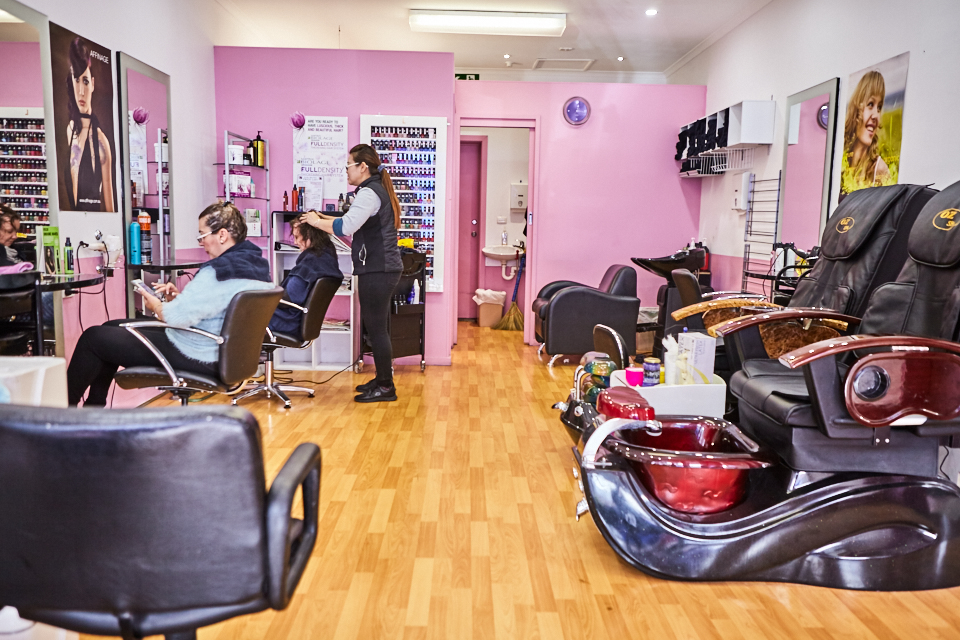 Stunning Nails Hair and Beauty image 3