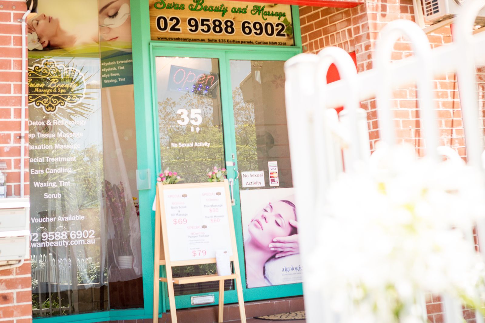 Swan Beauty Massage And Spa image 11