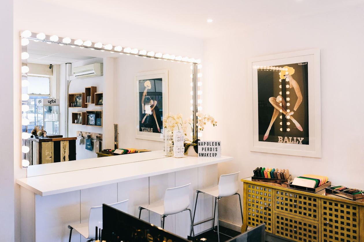 Skin Essentials Beauty Bar image 2