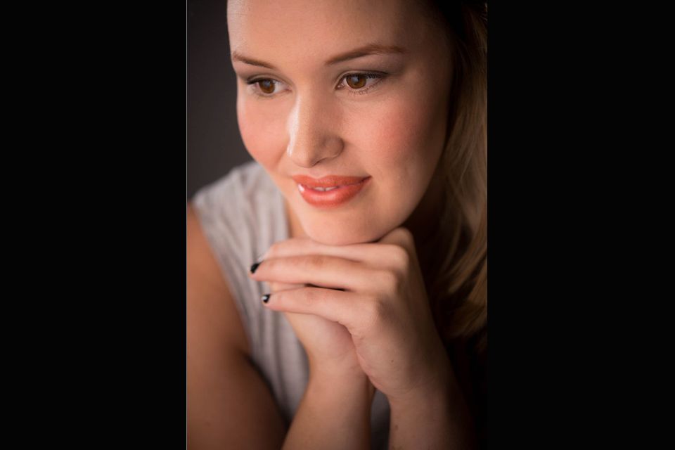 Living Glamour Makeup Studio image 6