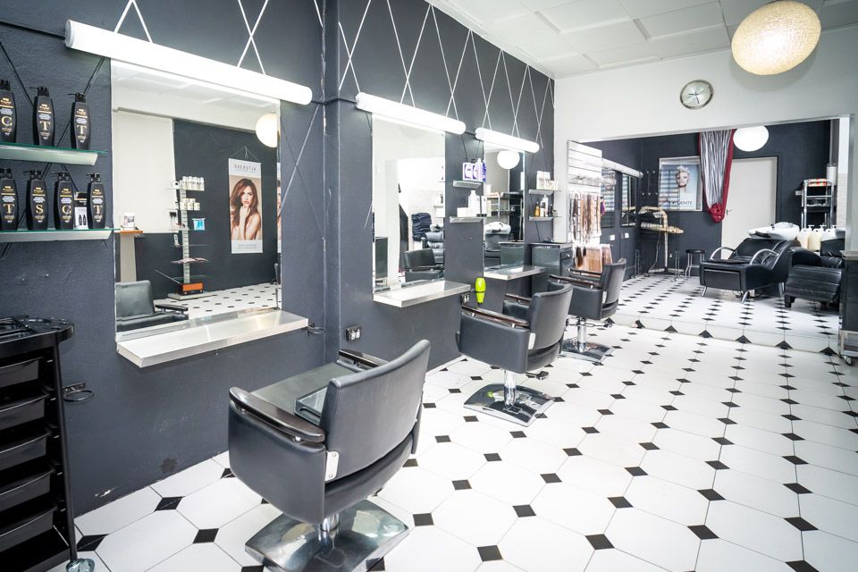 Dare II Hair Studio image 7