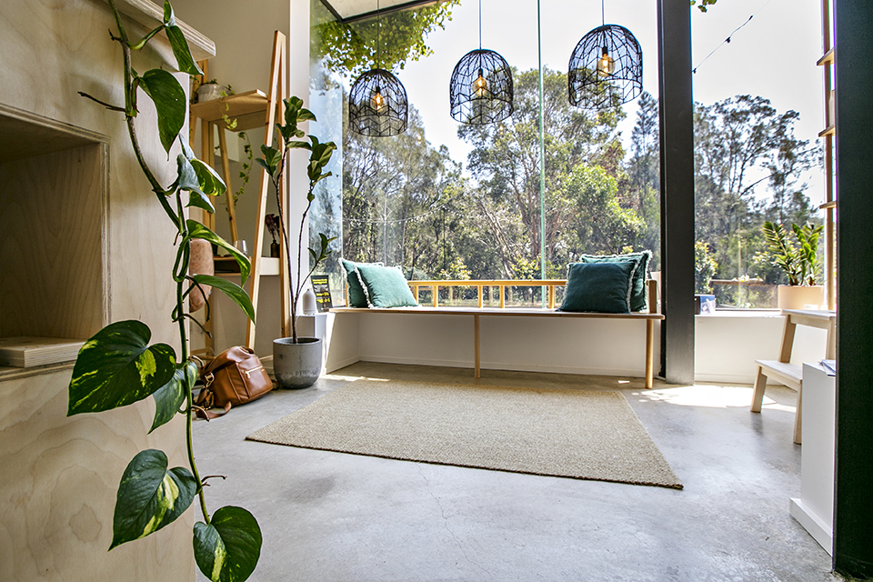 Zanzi Hairdressing image 3