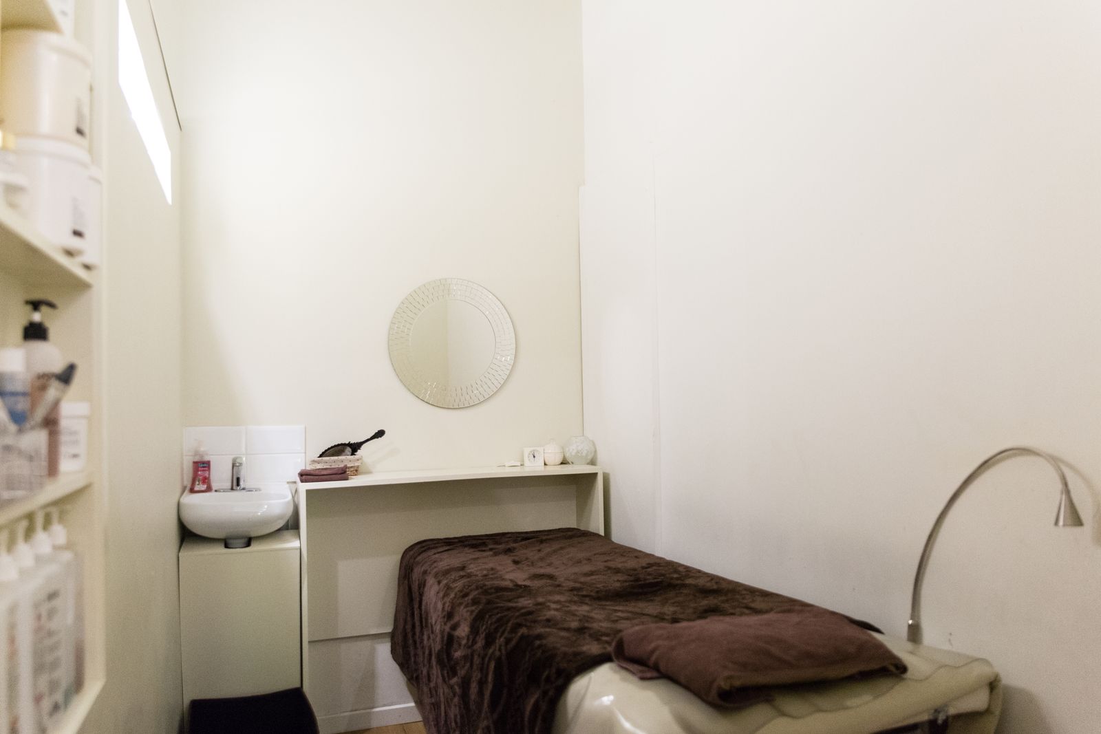 J Beauty & Co image 3