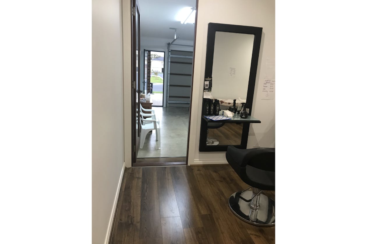 Kiran Hair Salon & Waxing image 2