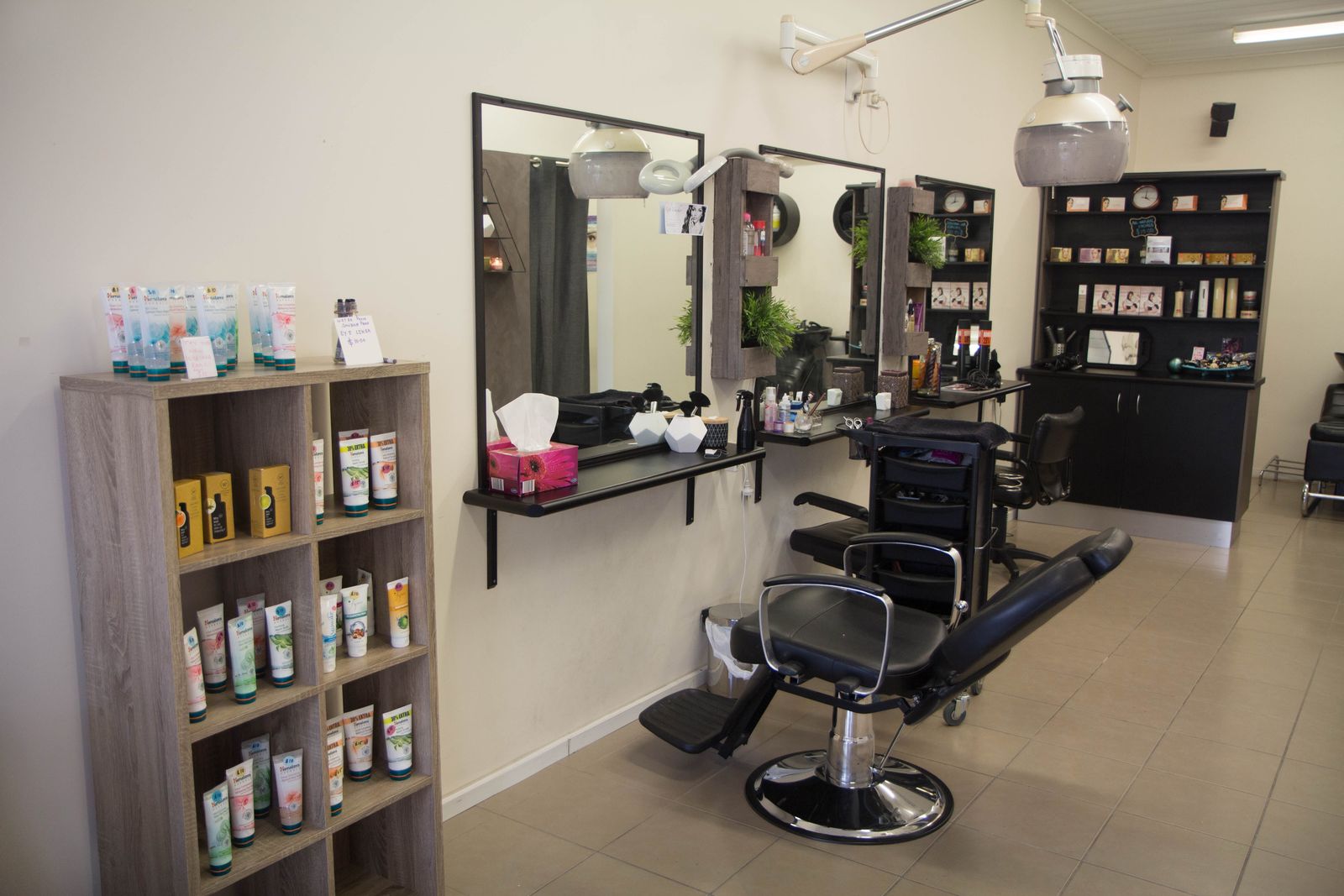 Shehnaz Threading & Beauty Salon image 3