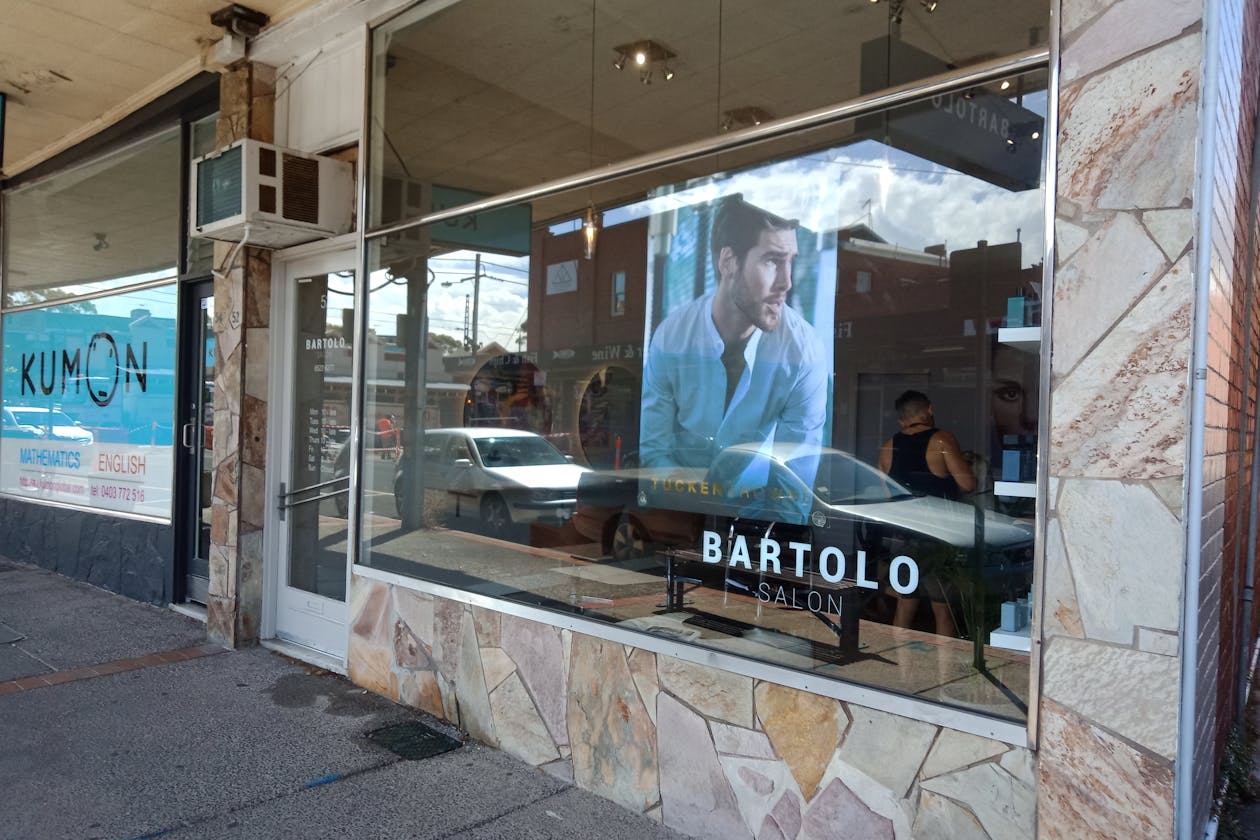 Bartolo Salon