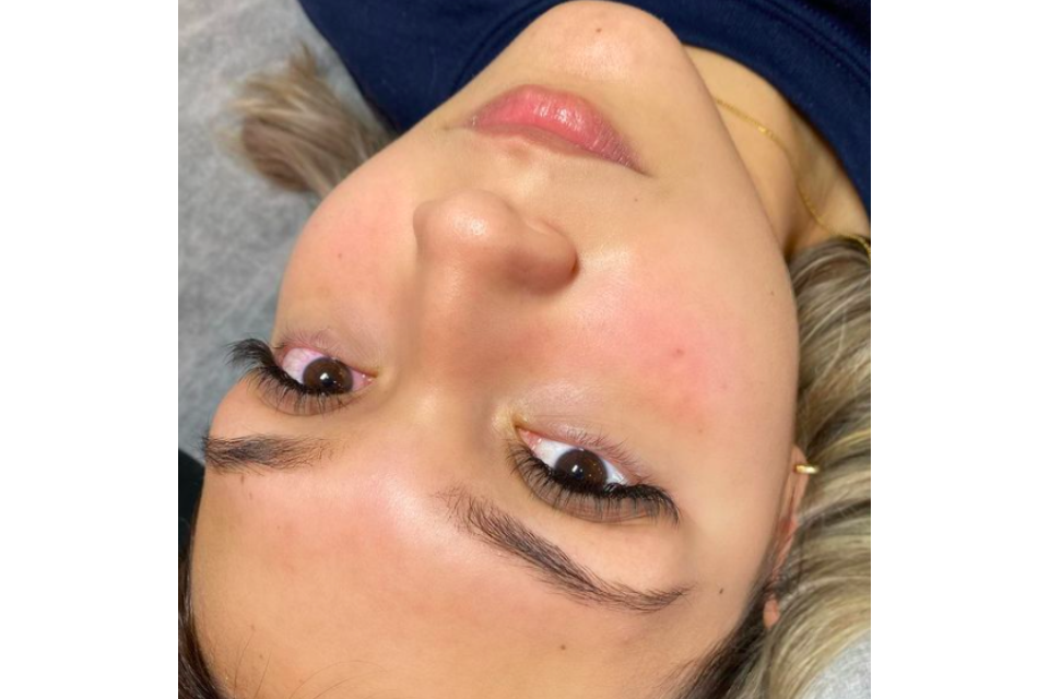 Dear Lash Babe image 6