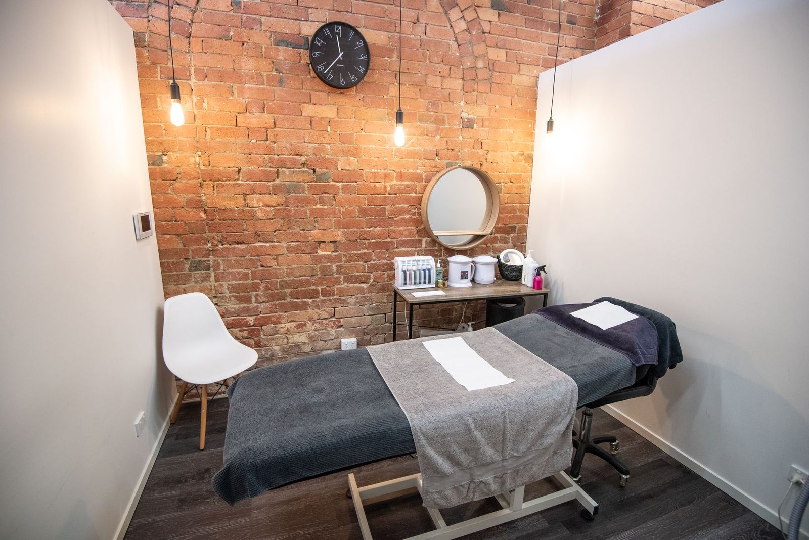 Butterfly Kiss Beauty image 2