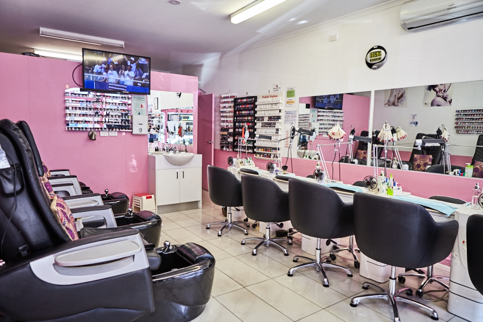 Stunning Nails Hair and Beauty image 2