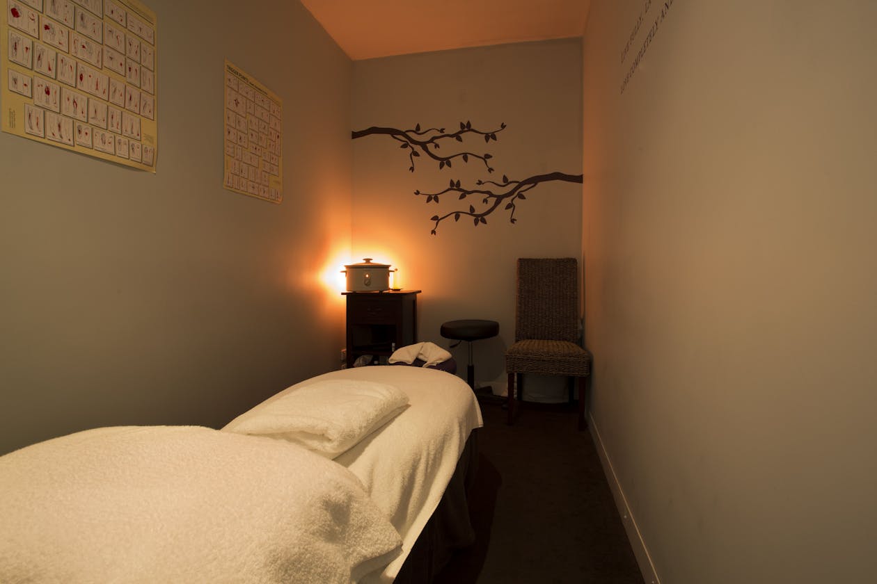 Luna Massage Therapies - Docklands image 4
