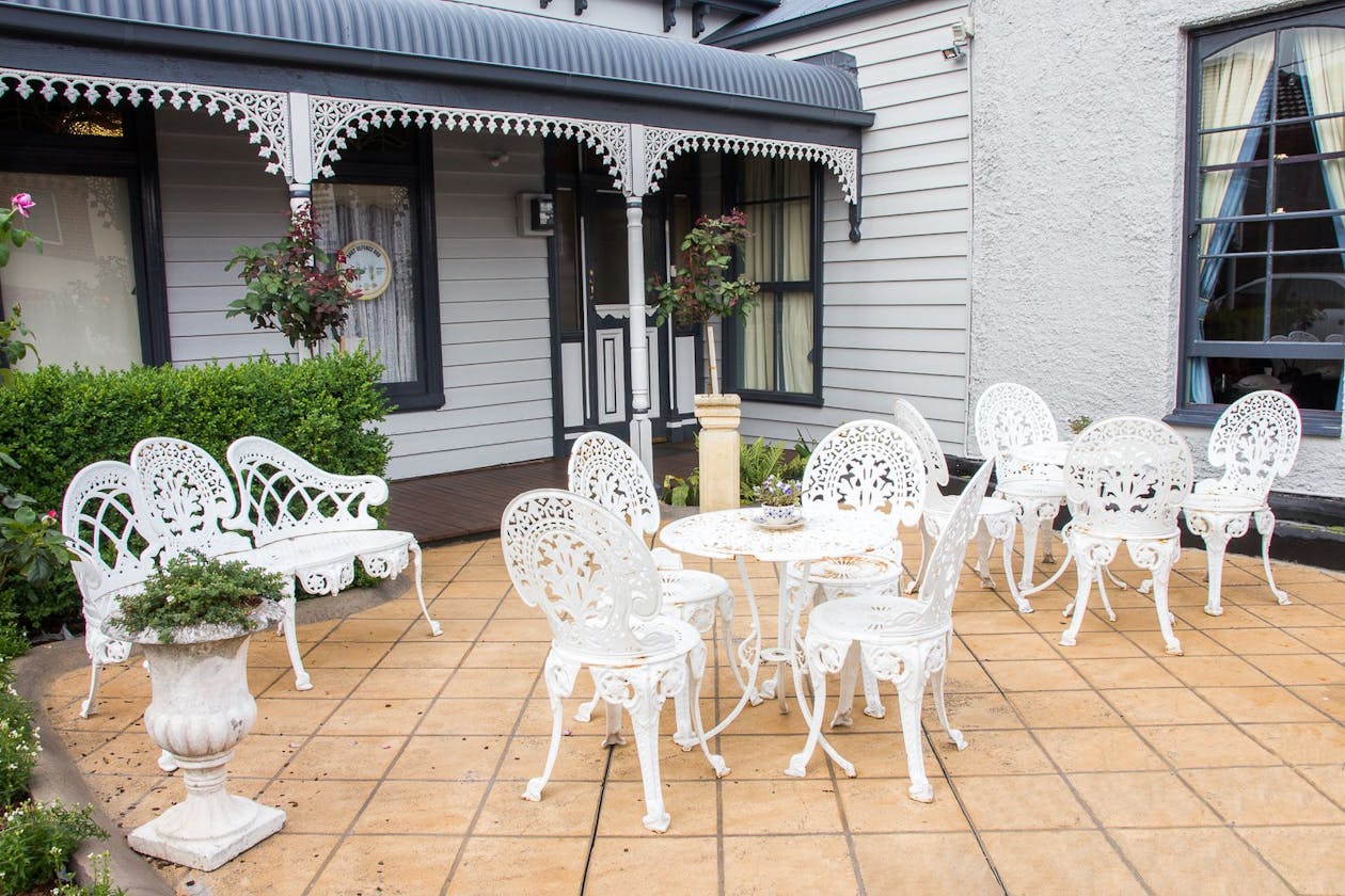 Head To Toe Body Care Center image 3