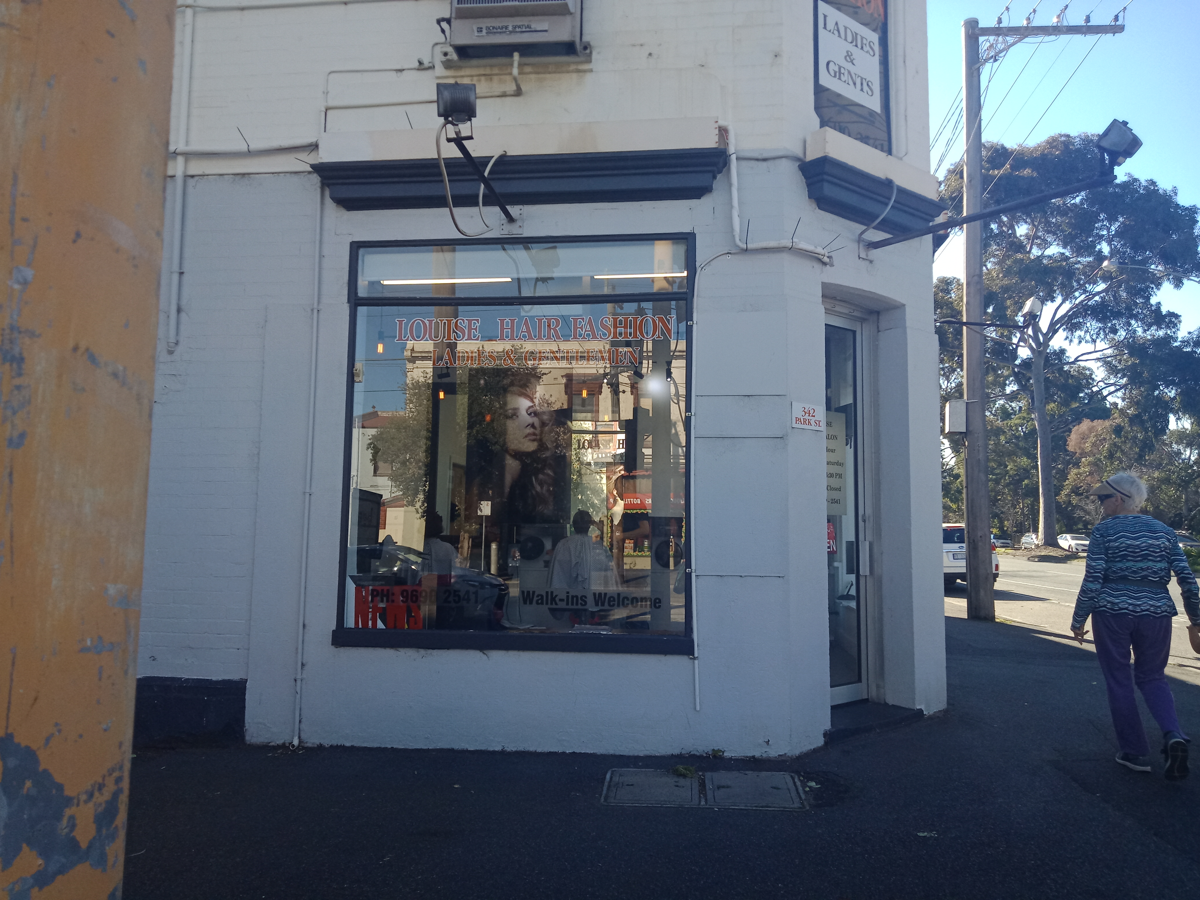 Louise Hair Fashion image 2