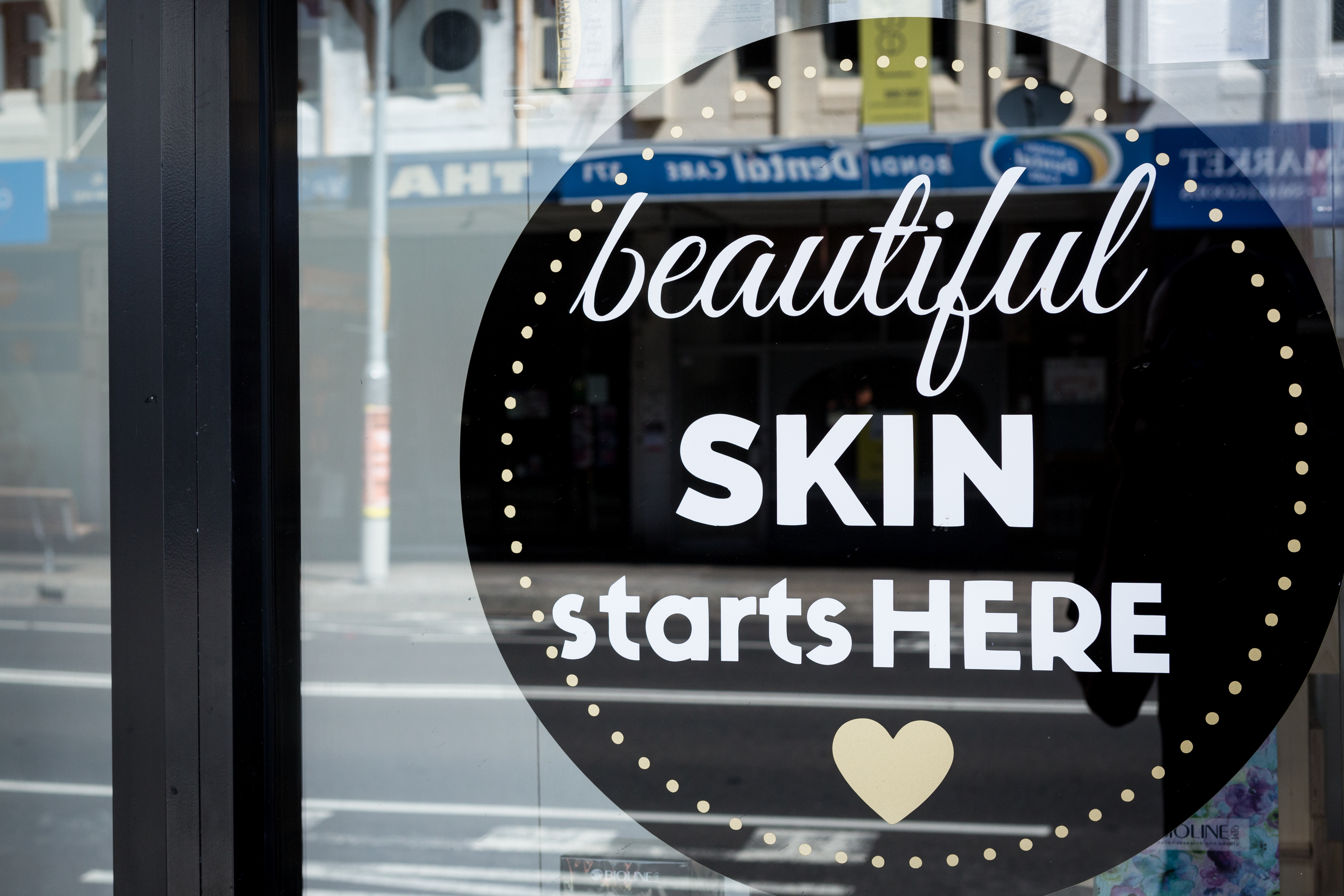 Smooth Waxing & Beauty image 12