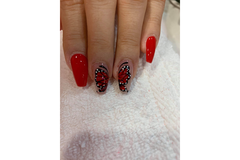 Kimmys Hair Nails & Beauty image 17