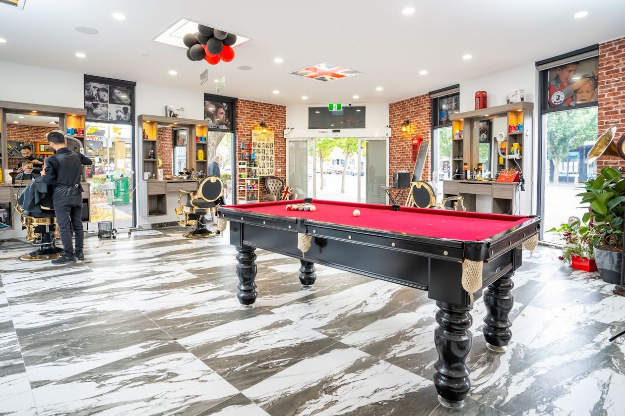 London Base Barbershop image 3