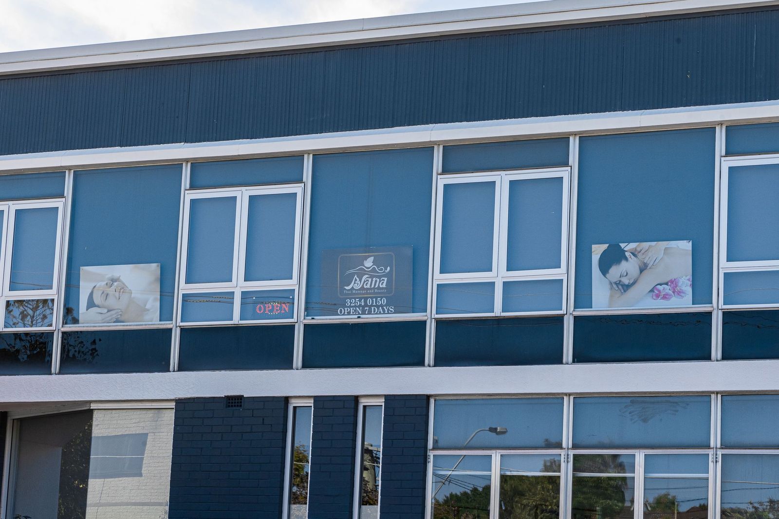 Nana Thai Massage and Beauty image 13