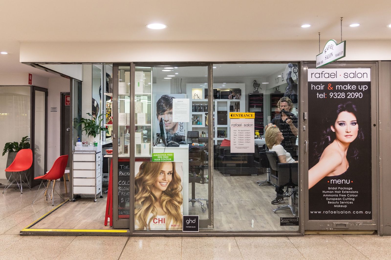 Rafael Salon image 19