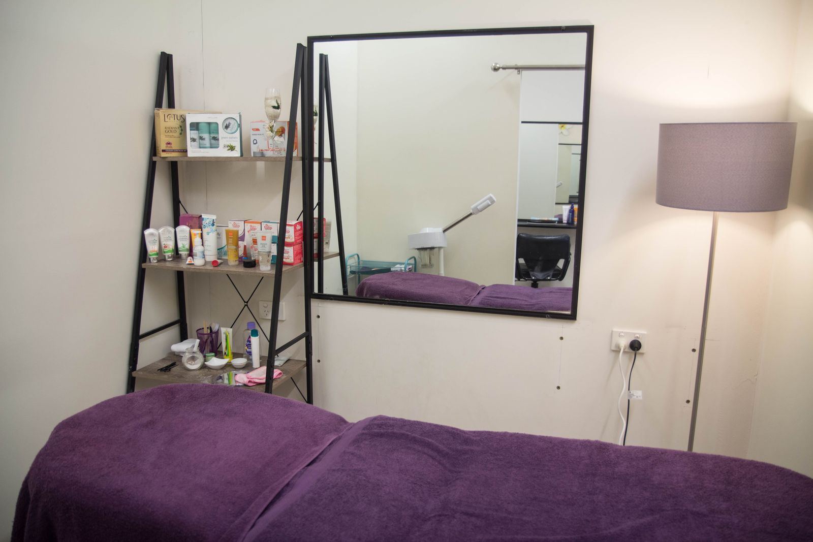 Shehnaz Threading & Beauty Salon image 6