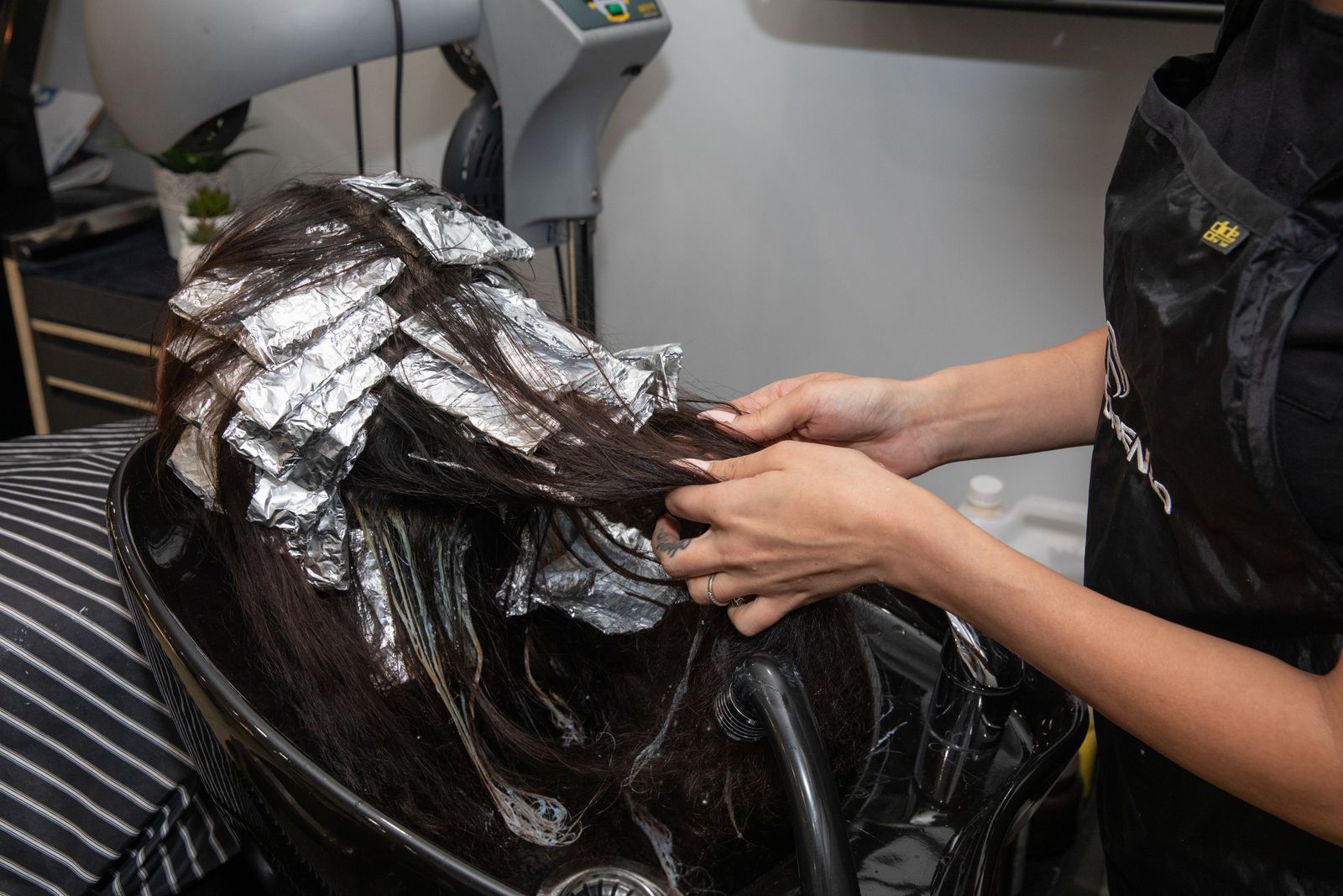 Fashion Hair & Beauty image 8