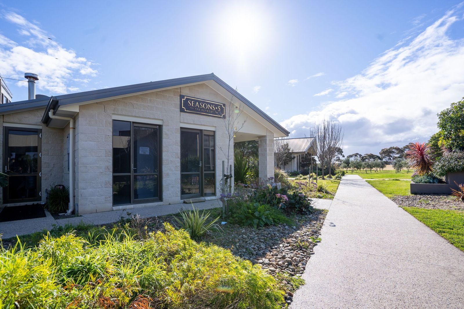 Seasons 5 Spa Retreat image 17