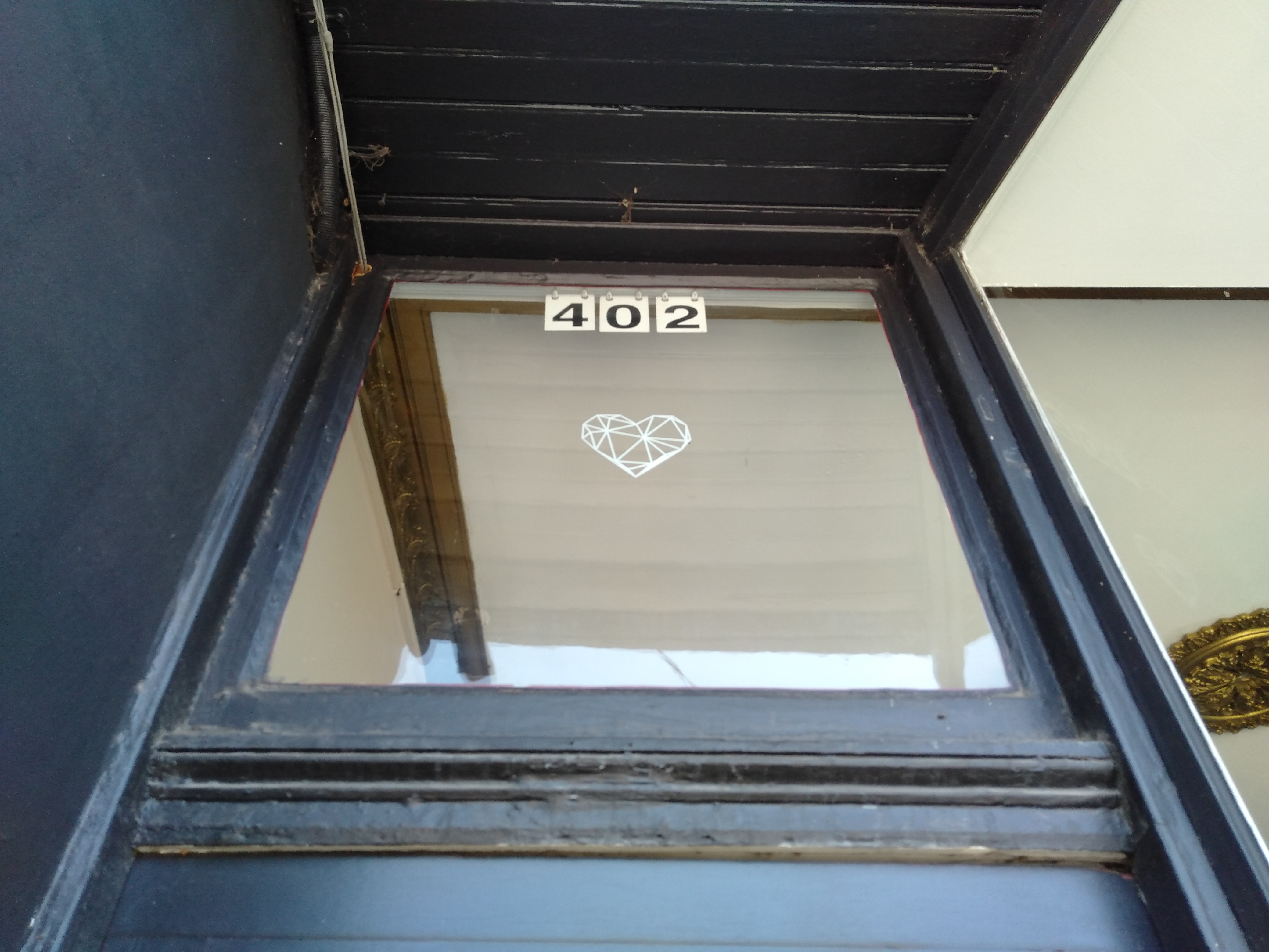 Love Her Salon image 3