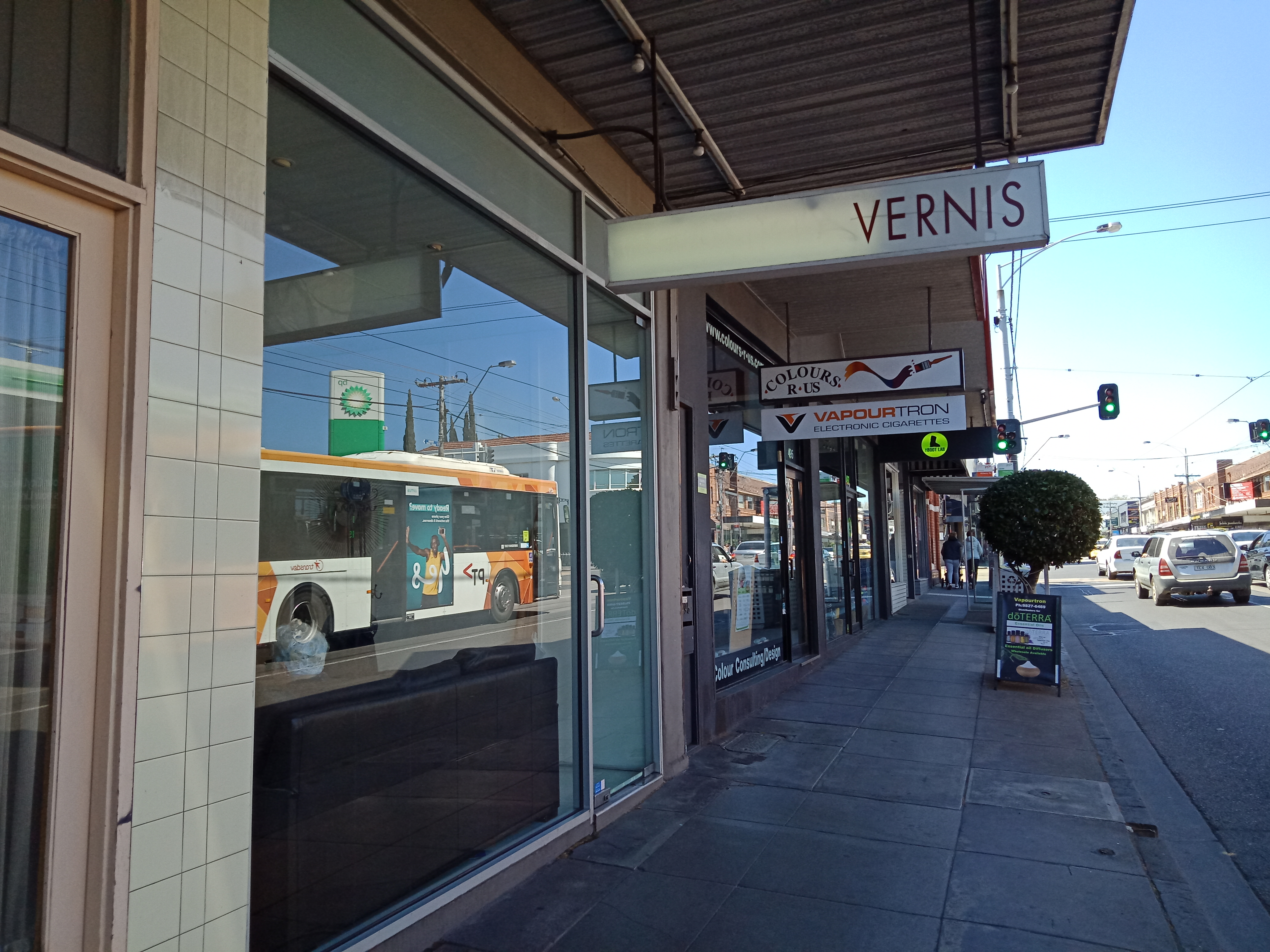 Salon Vernis image 3