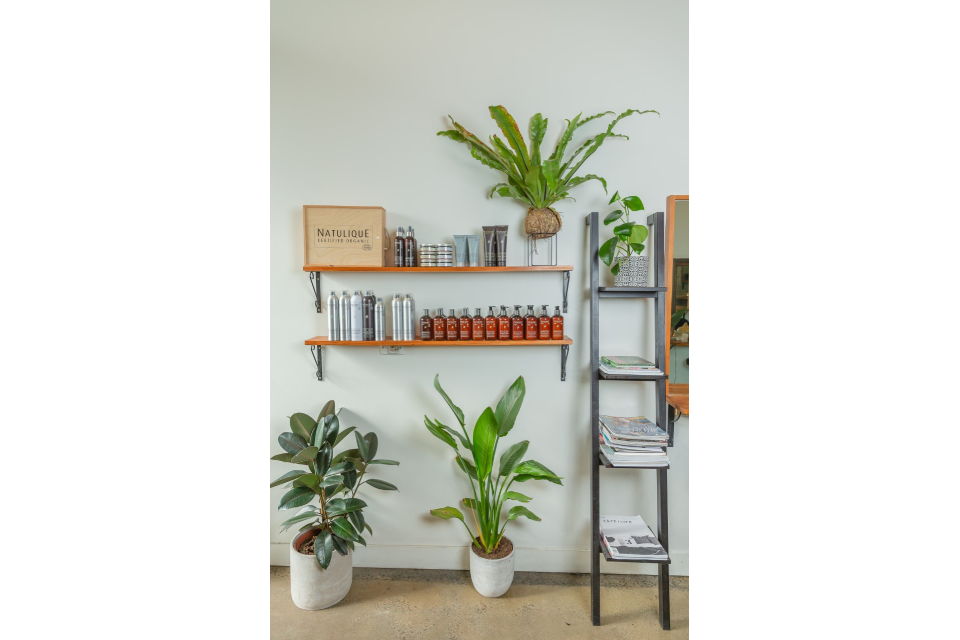 Jorge Viota Hairdressing image 5